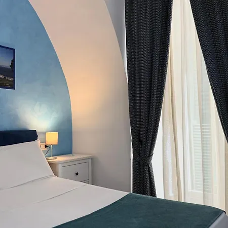 Chiaia بيت ضيافة نابولي