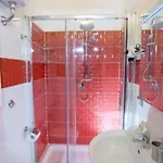 Chiaia 4* נאפולי