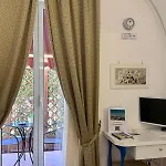 Chiaia 4* נאפולי