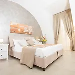Guest house Chiaia 4*